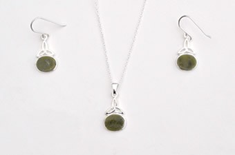 S152 € 89.00
